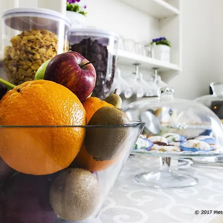 Metropolis 4* Μεσίνα